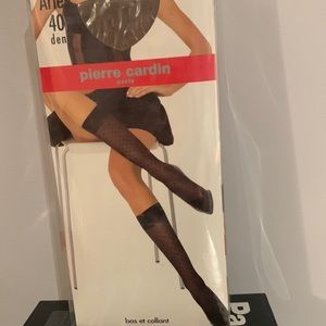 Pierre Cardin women’s elastomere sock, 40Den